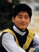 김인관